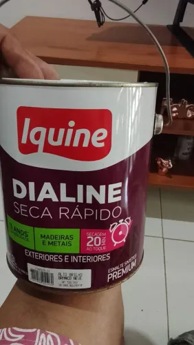Tinta para metais