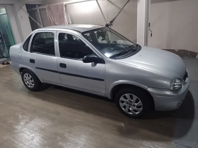 Chevrolet Corsa Sedan Super/ Classic 1.6 MPFI 8V 4 2003