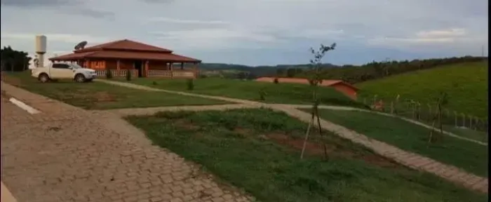 Fazenda/Sítio/Chácara para venda possui 532400 metros quadrados com 3 quartos