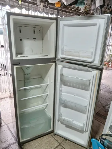 GELADEIRA FOSFREE REVISADA 30DIA GARANTIA 400 RS EM TREGO +TAXA WZP * SR ANTONIO"