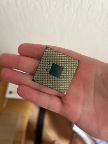 RYZEN 5 5600X