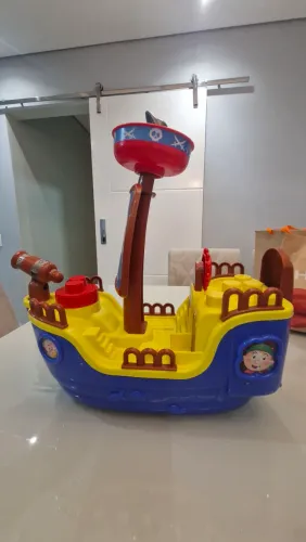 Navio Pirata