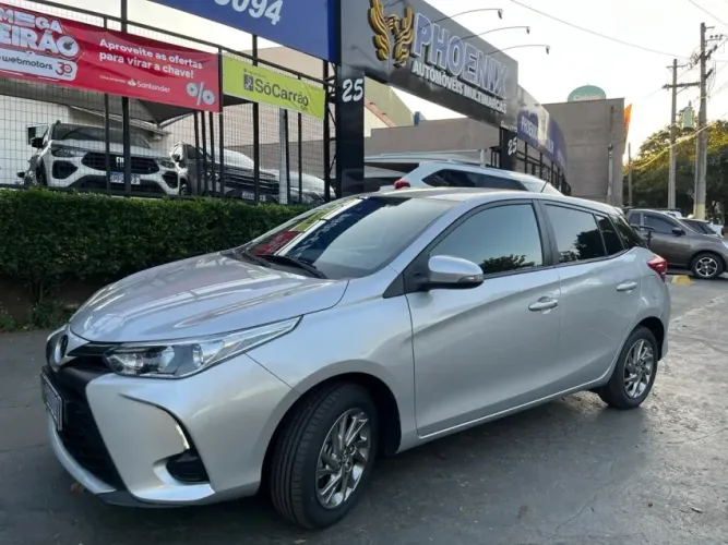 Toyota Yaris XS Connect 1.5 Flex 16V 5P AUT 2023