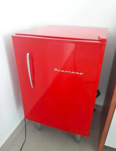 Frigobar Brastemp Retrô - Vermelho