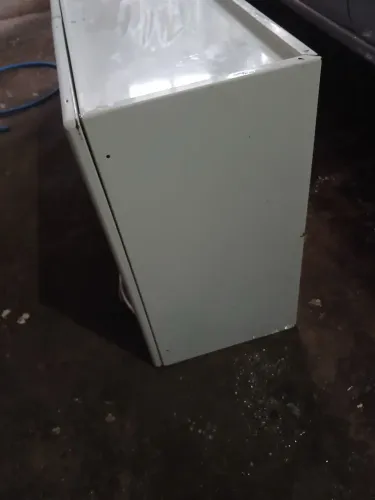 Vende-se armário de alumínio semi novo