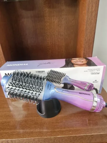 Escova secadora mundial bivolt 