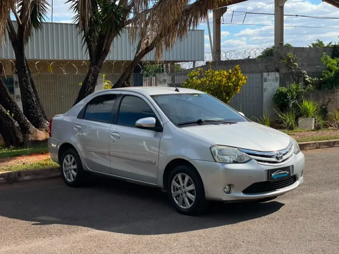 Toyota Etios XLS 1.5 Flex 5P Aut. 2017