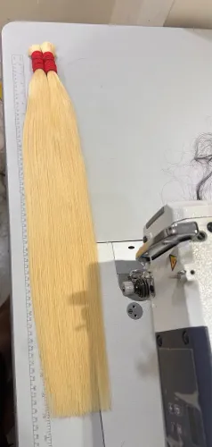 Vendo 200g de cabelo humano loiro vietnamita 65/70 cm novo como na Foto 800,00