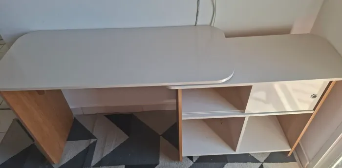 Mesa escrivaninha