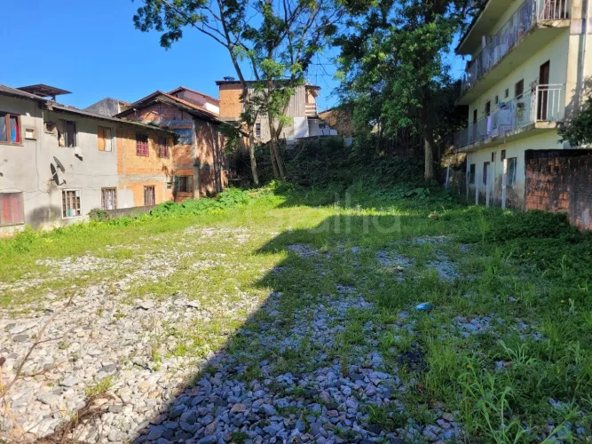 Terreno com 800m² no bairro Saco Grande, Florianópolis