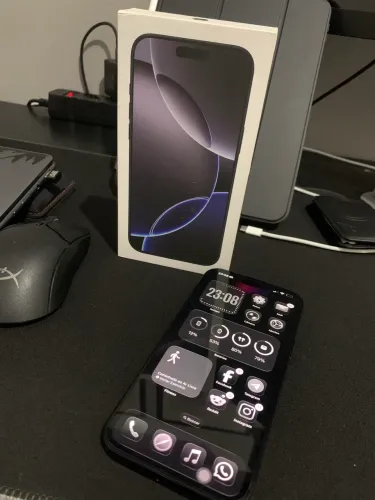 iPhone 16 Pro Max 256Gb - Leia Anúncio 