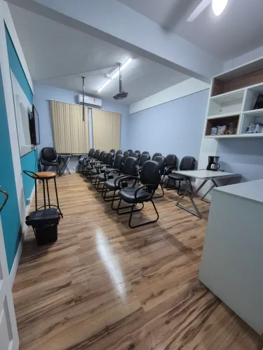 NO CARTÃO DE CRÉDITO: OPORTUNIDADE DE PARCELAMENTO - SALA CENTRO RJ
