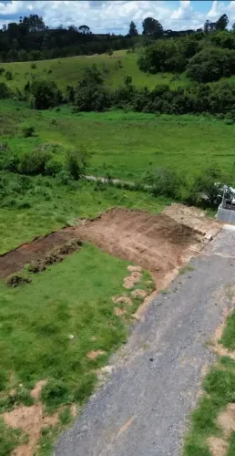 Terreno 1000m2 em condomínio de chacaras Lote decomposição terraplanagem