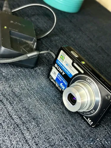 câmera sony cybershot 14.1mp preta modelo dsc-w350