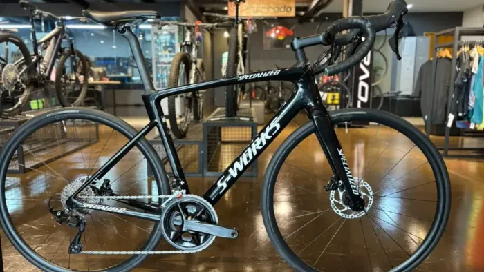 Bicicleta Seminova Specialized Roubaix SL8 - Impecável - Customizado na @docolors_