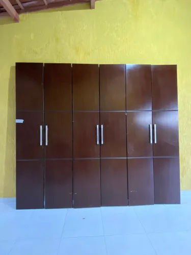 Guarda roupa grande