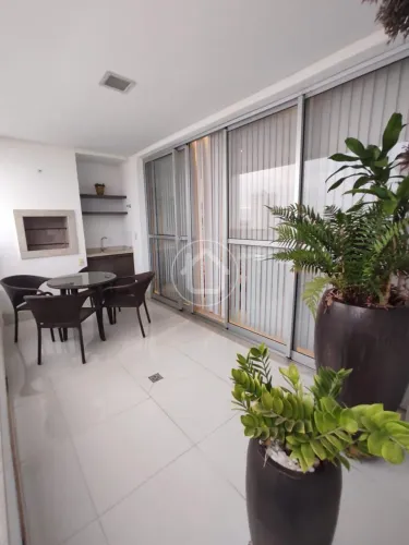 APARTAMENTO 3 SUÍTES