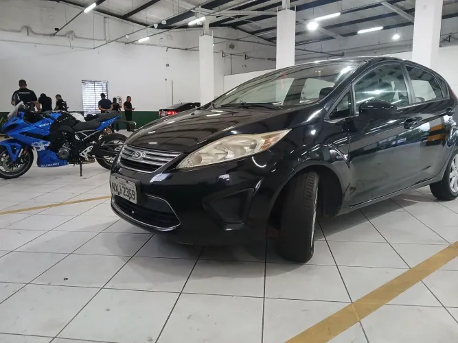 Ford Fiesta SE 1.6 16V Flex 5P 2012