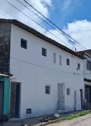 PRÉDIO RESIDENCIAL COM 4 CASAS - OPORTUNIDADE NA ZONA NORTE 