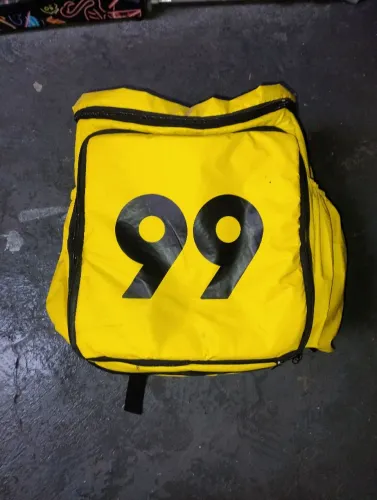 Mochila da 99 + capacete 