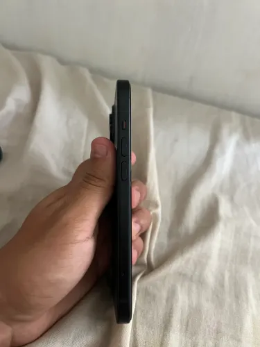 iPhone 15 128gb