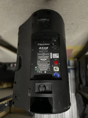 Caixa ativa Electro-Voice ZXA5 90 B ? 15 polegadas | preço por unidade
