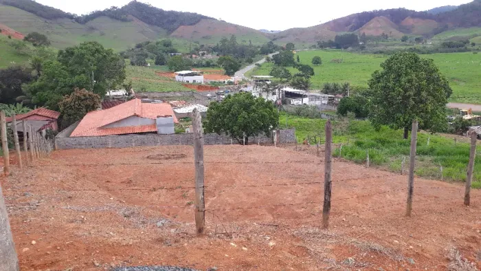 2 Terrenos Rio Pomba 200 m² - Documentação em dia - 54mil cada - Vendo os 2 por 95 mil