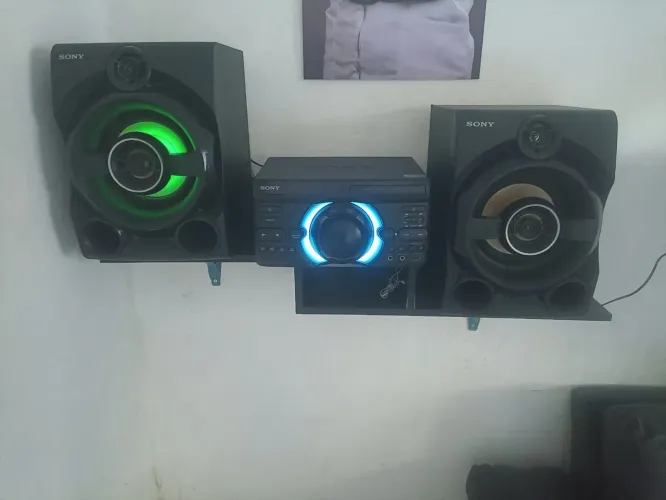 Sony mhc m60d