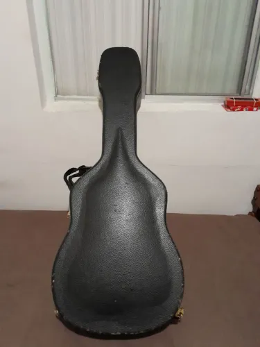 Case de violão Tagima