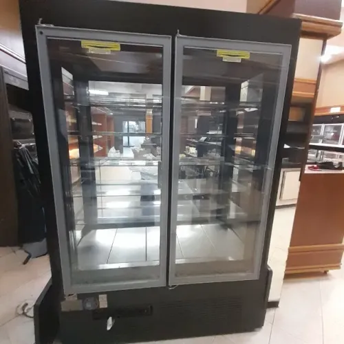 Vitrine de doces refrigerada