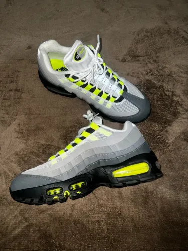 Nike Air Max 95 Neon 2026