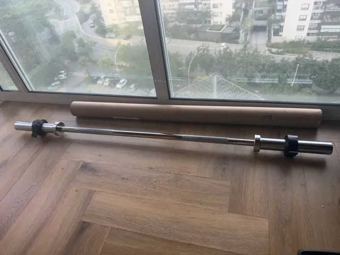 Barra reta olímpica RAE Fitness maciça 1,50 m + presilhas ? Nova com nota fiscal