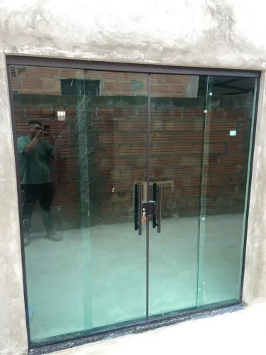PORTA DE CORRER VIDRO TEMPERADO