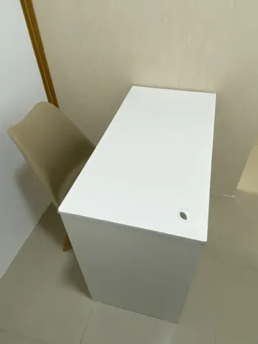 Mesa Escritório ou Sala de atendimento Estética/Nutricionista