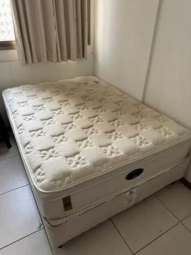 Cama de casal beautyrest
