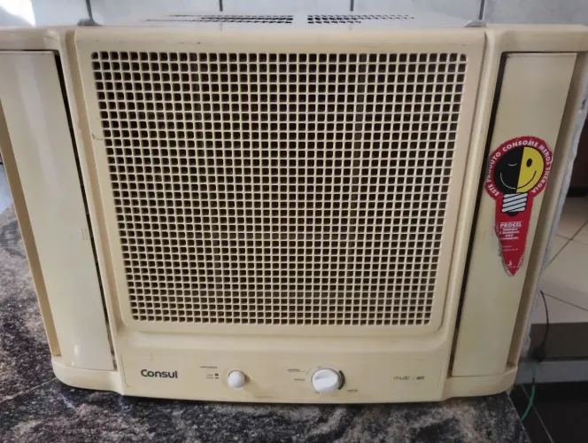 Vendo ar condicionado funcionando perfeitamente 