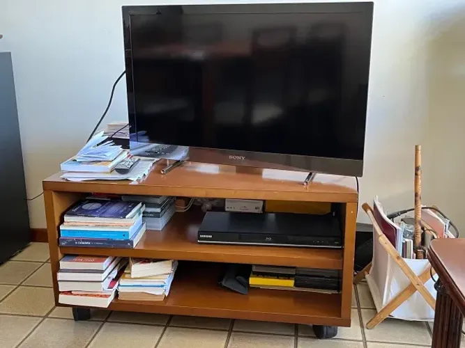 TV LED 