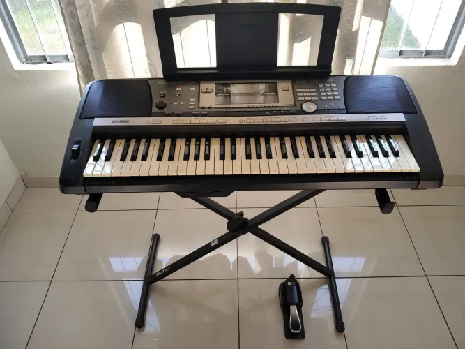 Teclado Yamaha PSR640