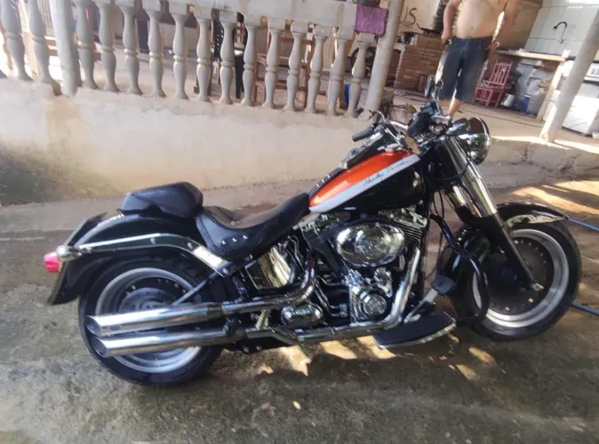 vendo ou troco, preferência por 883 mais volta ( na troca tabela)