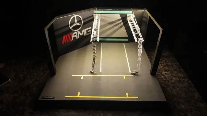Diorama AMG F1 Scala 1/18