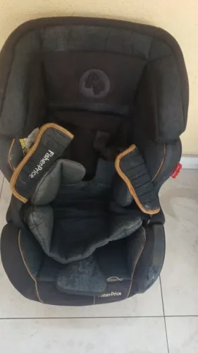 Vendo 02 cadeirinhas de carro