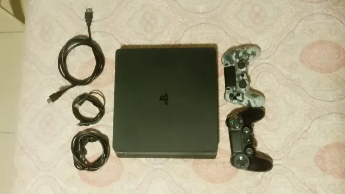 PS4 SLIM 500GB