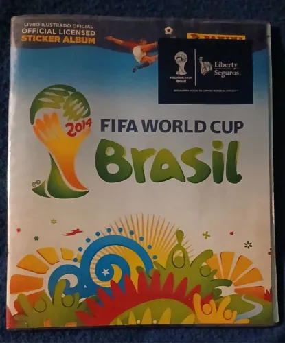 Álbum da copa (2014) completo perfeito estado encapado (liberty seguros)