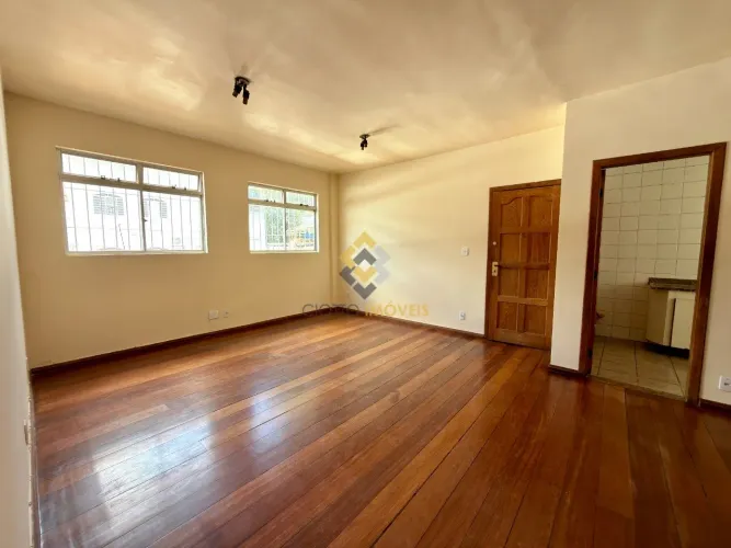 Apartamento 3 quartos - Liberdade