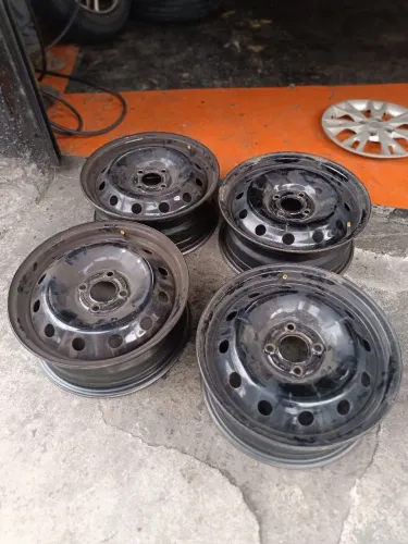Rodas aro 15 Logan 