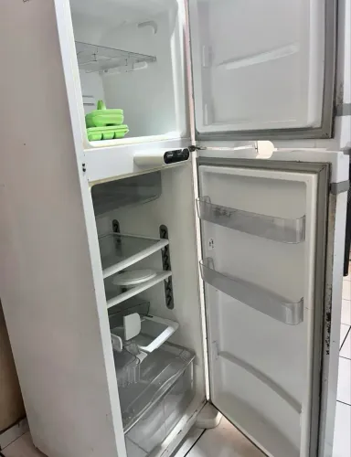 Geladeira frost free consul