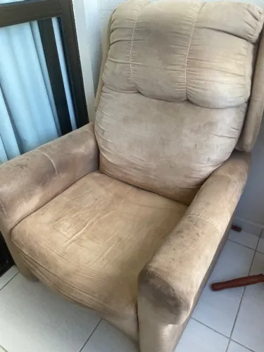 Podemos negociar o valor poltrona reclinável