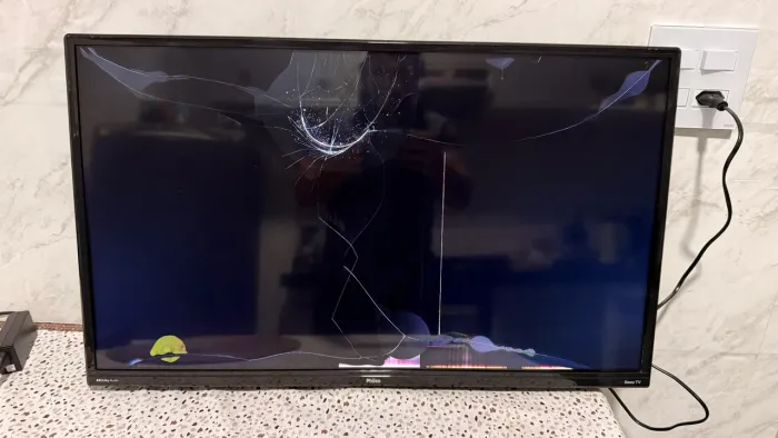 Tv 32 polegadas Smart Philco Roku  (Retirar Peça)