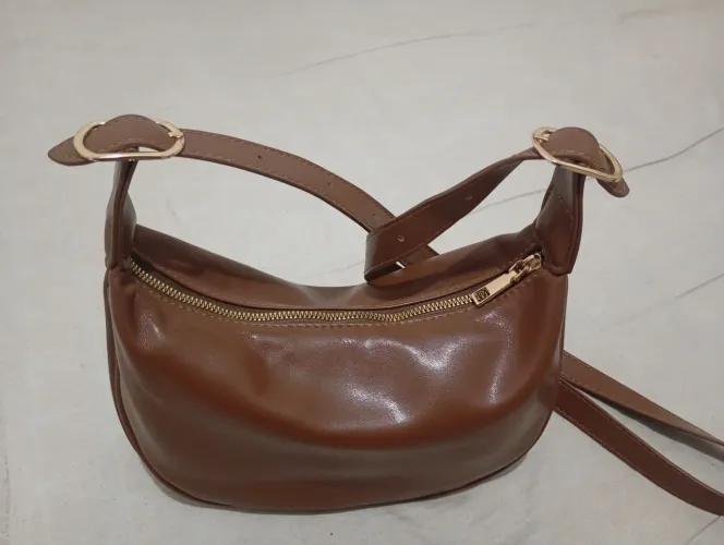 Vendo linda bolsa ?