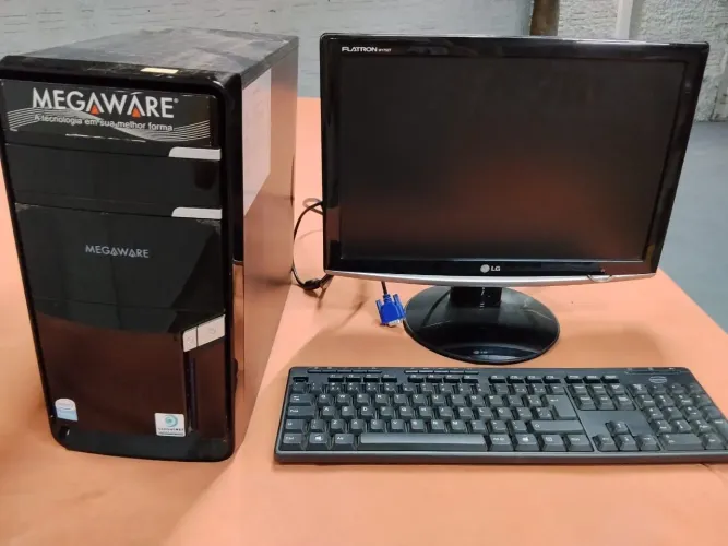 Computador com impressora
